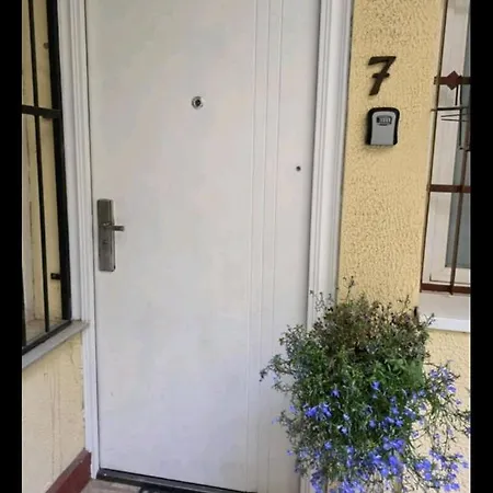 Balcony Bliss Kazinczy Appartement