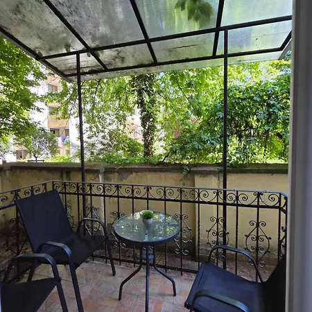 Balcony Bliss Kazinczy Apartament